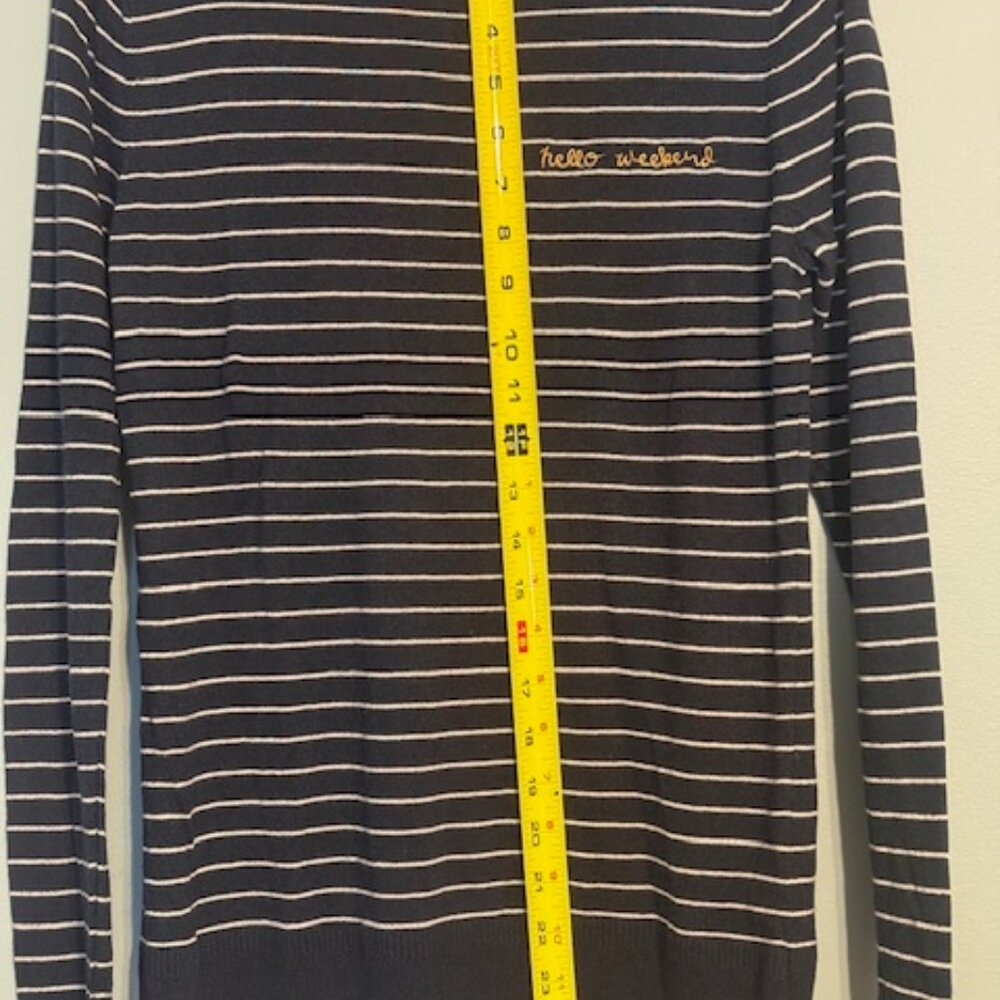 Banana Republic "Hello Weekend" Striped Navy Crewneck Sweater - Size Small - Picture 6 of 8